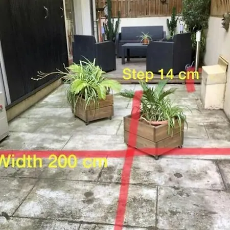 Centre Superb Flat With Terrace And Parking דירה ניס